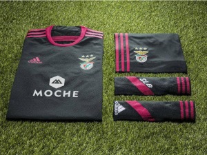 Segunda_camiseta_Benfica_2014_2015_2